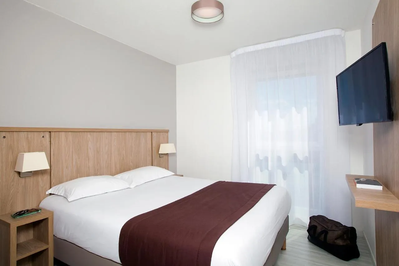 Residhome Lyon Gerland 3*,  France